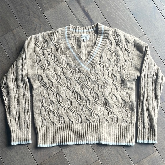 Major Label Group Tan Cable Knit V-Neck Sweater - Picture 1 of 5